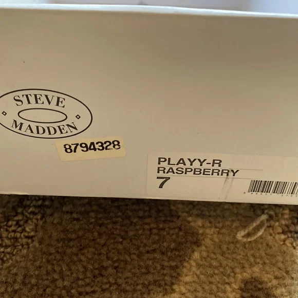 Steve Madden heels with rhinestone 👠. Size 7 - Picture 4 of 8